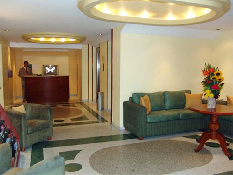 Exe Suites San Marino Mexico By Eksteriør billede Lobby